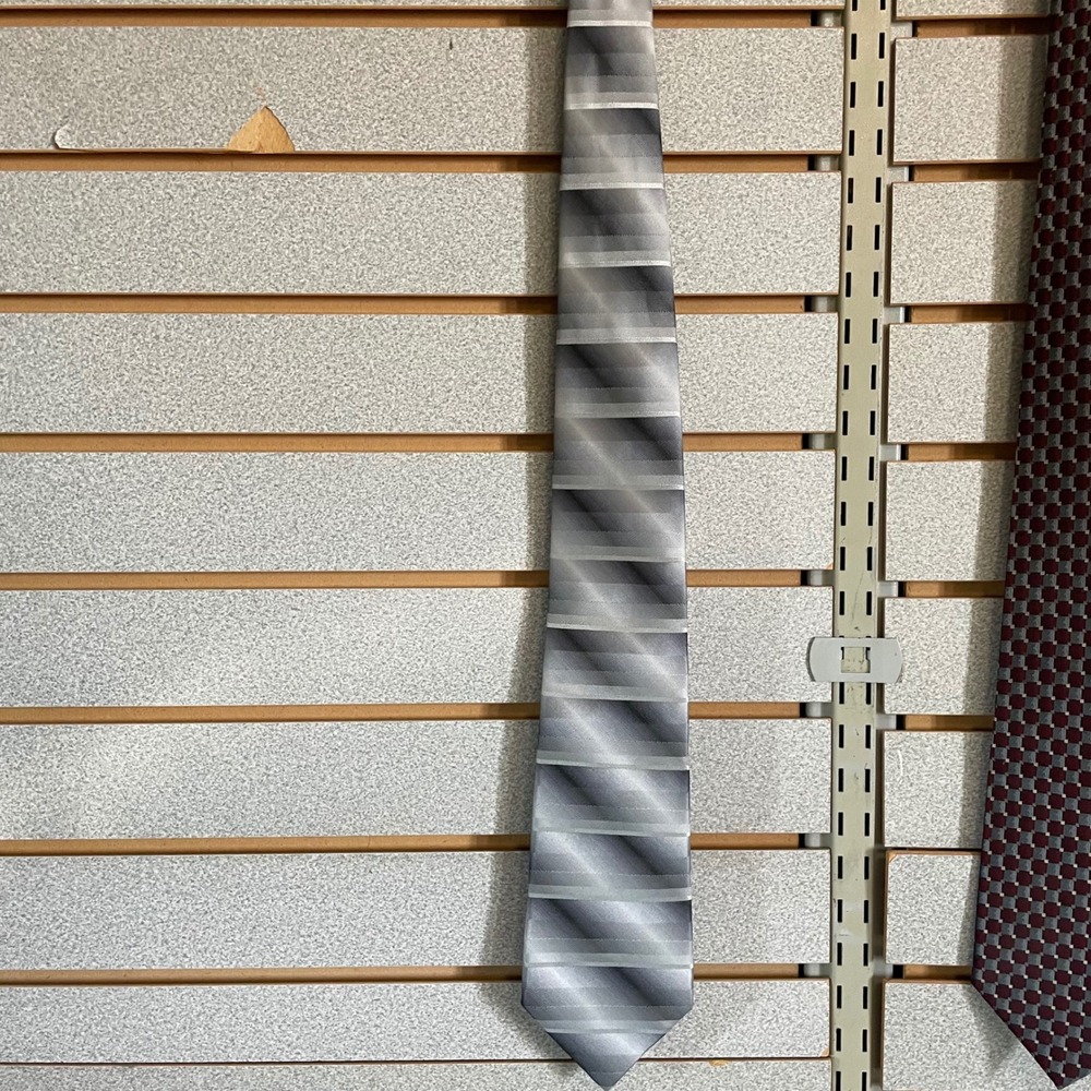 Van Heusen Men's Gray Striped Silk Blend Necktie Stain Resistant Formal Business